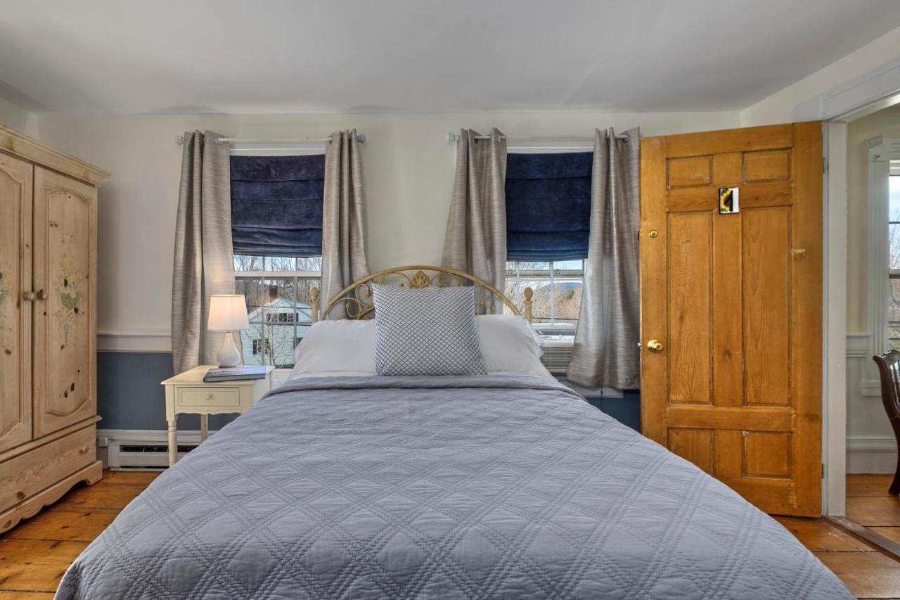 Youngtown Inn Lincolnville Eksteriør billede