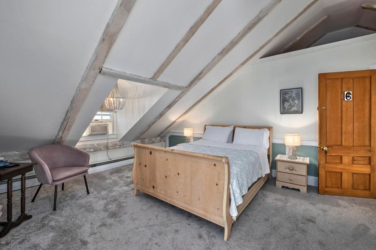 Youngtown Inn Lincolnville Eksteriør billede